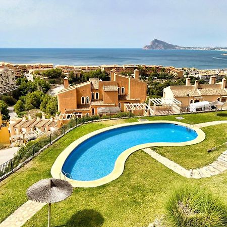 Charming Townhouse With Sea Views & Pool In Altea Villa Calpe Luaran gambar