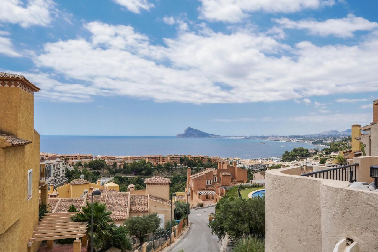 Charming Townhouse With Sea Views & Pool In Altea Villa Calpe Luaran gambar