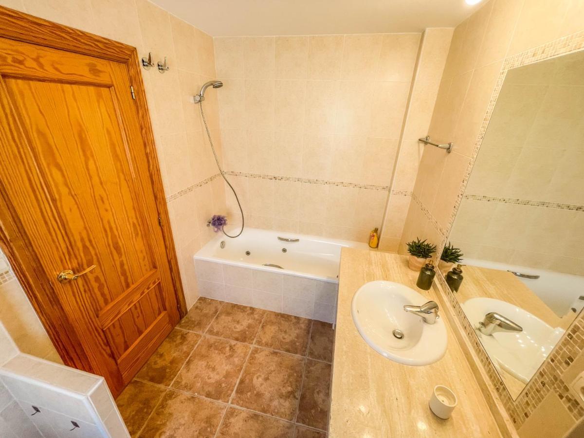 Charming Townhouse With Sea Views & Pool In Altea Villa Calpe Luaran gambar